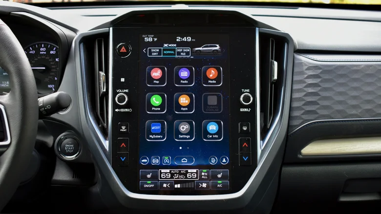 Subaru Forester Screen showing HVAC controls courtesy Stephen Edelstein/SlashGear