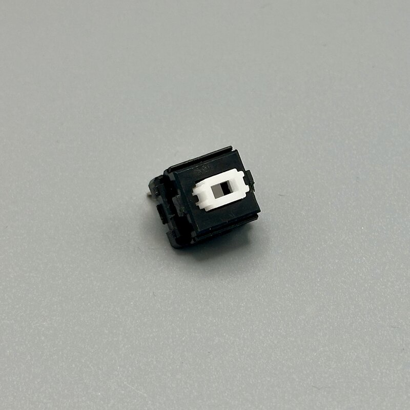Cherry MX-style mechanical keyboard switches, available in clicky, tactile, and linear variants. Photo by the Author