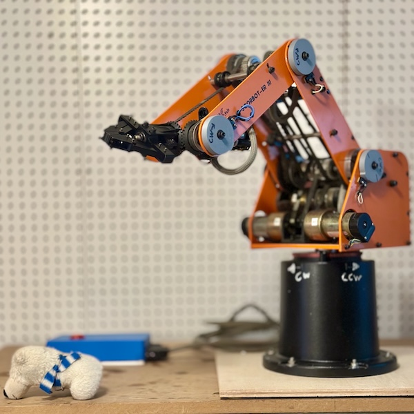 Robot Arm Controller